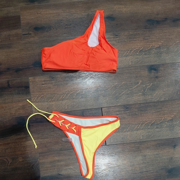 Shein Bikini - Picture 3 of 5